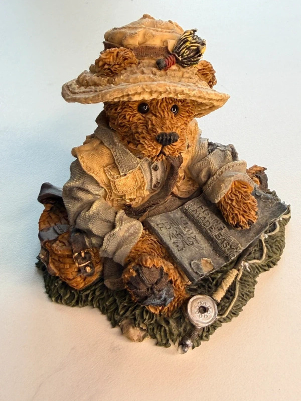 Vintage 1994 Boyds Bears Otis The Fisherman Bearstone Figurine #2249-06 sku11
